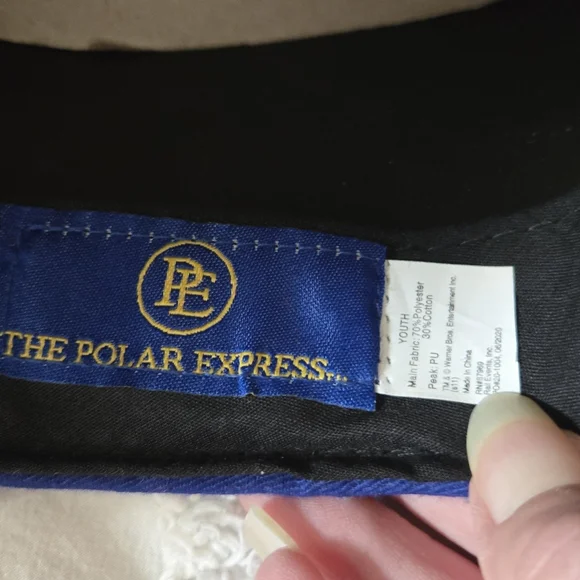 Polar Express Conductor Hat and Mug Christmas Set - Picture 6 of 14